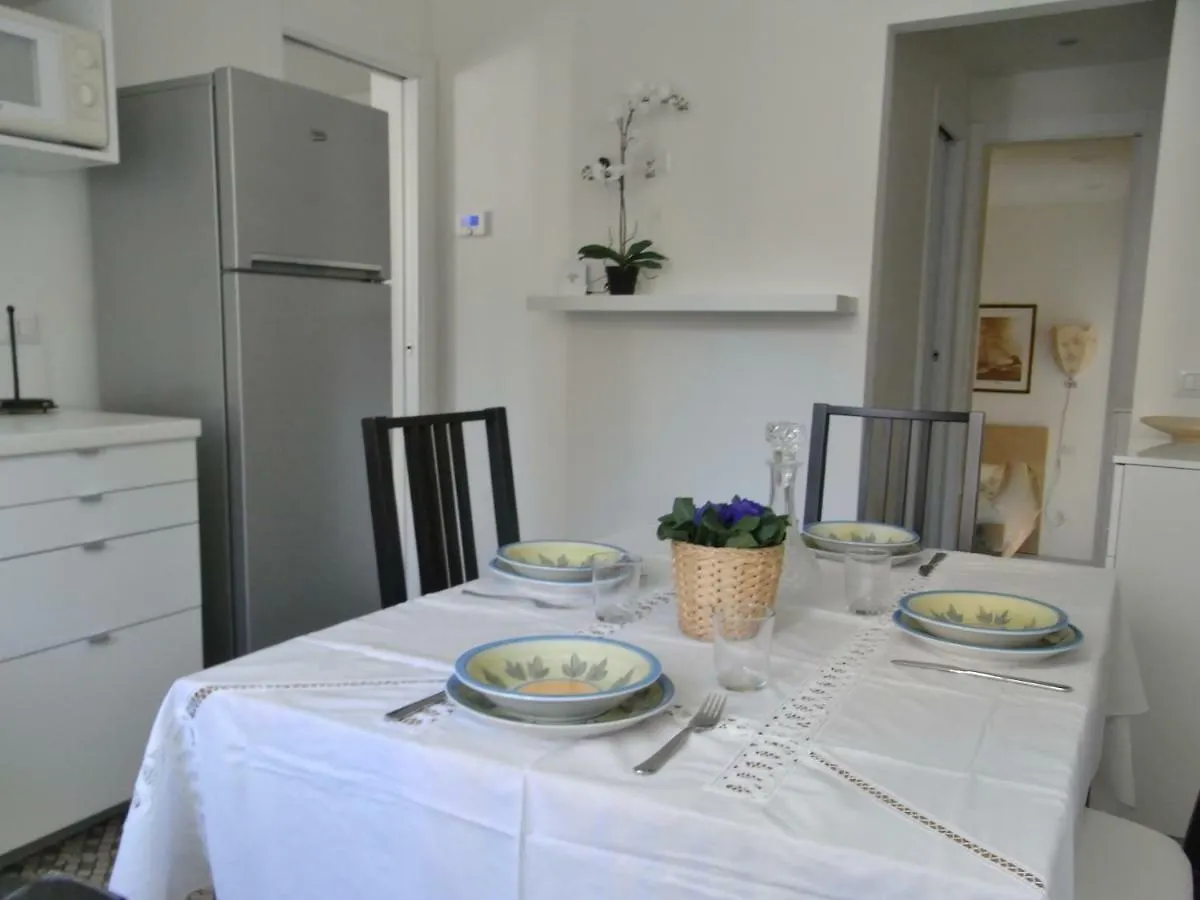 Ca' Nanopulin, Fronte Porto Apartment Loano 0*,  Italy